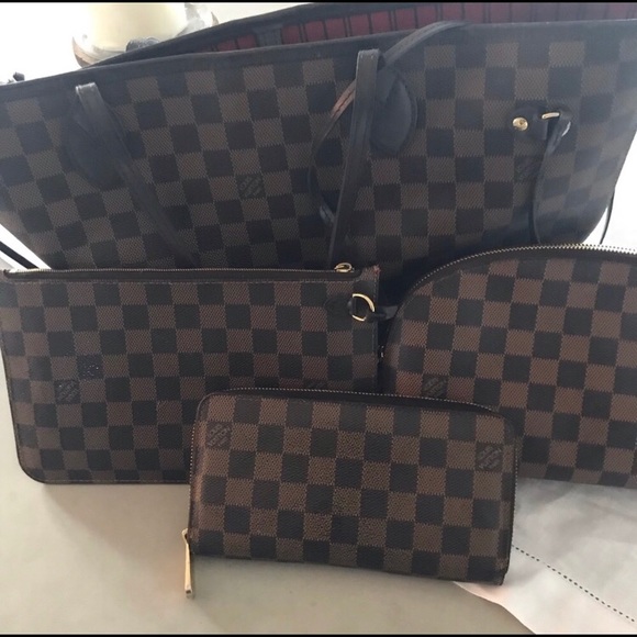 Louis Vuitton Damier Bundle - Picture 2 of 8